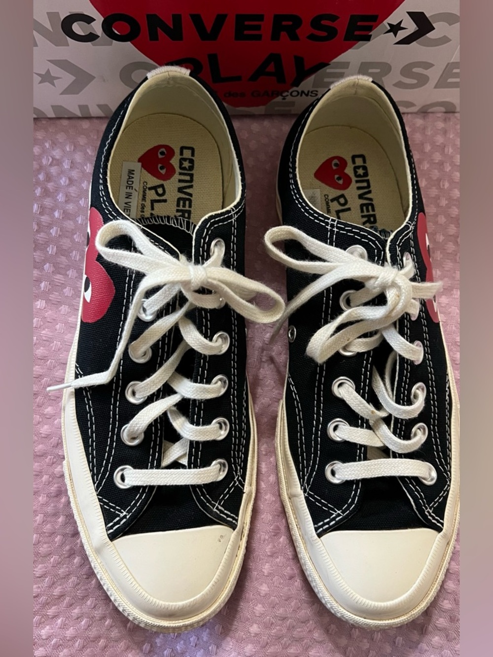 Comme des Garçons Play Black Canvas Kids Sneakers with Pink Heart